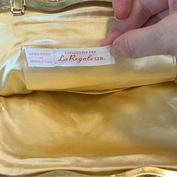 Vintage LaRegale beaded clutch / purse - ivory - Picture 3 of 3